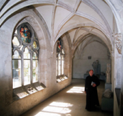 世界遺産『パンノンハルマ』の修道院を訪ねて（昼食付）