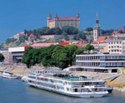 スロバキアの首都、ブラチスラヴァ一日観光